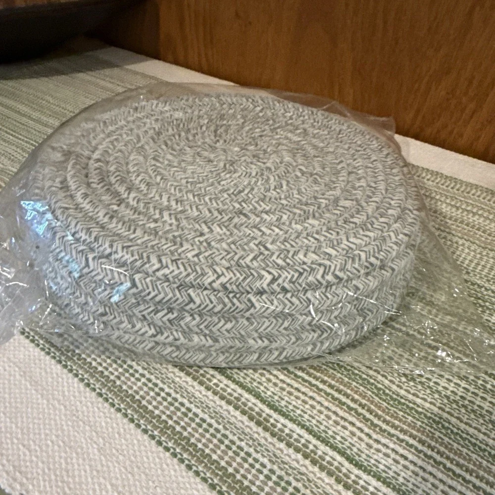 Set of 4 Woven Cotton Trivets & Holder – Green & White – New Farmhouse 7
